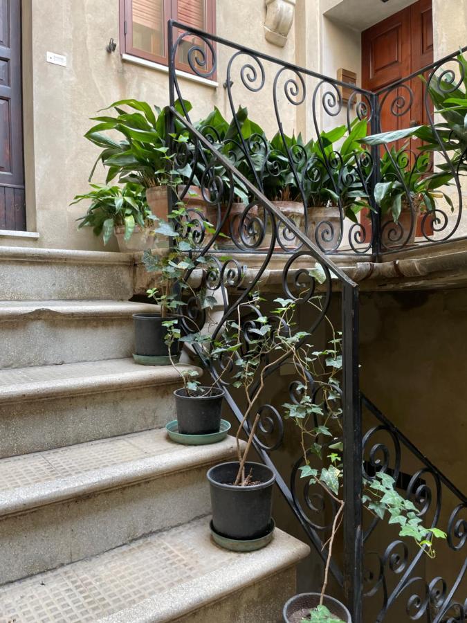 La Casa Sulla Piazza Apartment Enna Ngoại thất bức ảnh